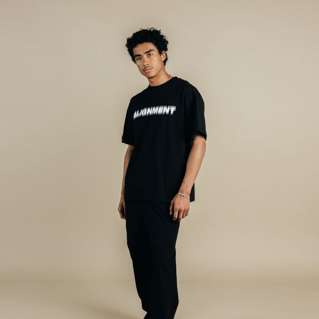 STUDENTS GOLF - STUDENTS GOLF เสื้อยืด Alignment S/S T-shirt - The Agora Bangkok