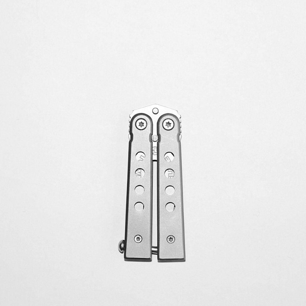 SLICE TOWN - SLICE TOWN Butterfly Divot Tool - The Agora Bangkok