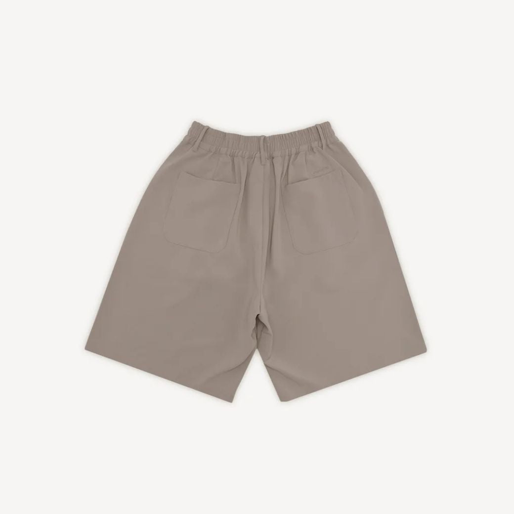STUDENTS GOLF - STUDENTS GOLF Calculus Baggy Pleated Shorts - The Agora Bangkok