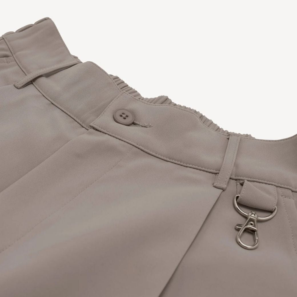 STUDENTS GOLF - STUDENTS GOLF Calculus Baggy Pleated Shorts - The Agora Bangkok