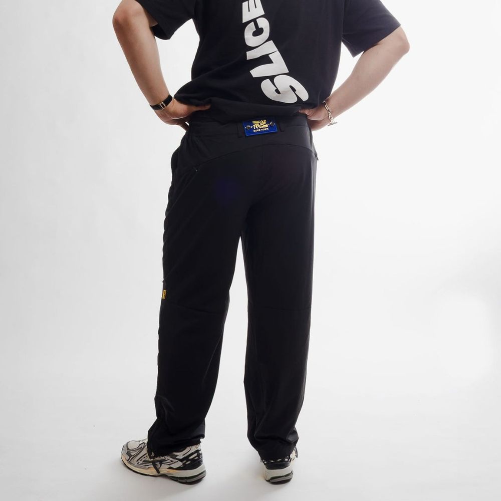 SLICE TOWN - SLICE TOWN  Straight Fit Tech Pants - The Agora Bangkok
